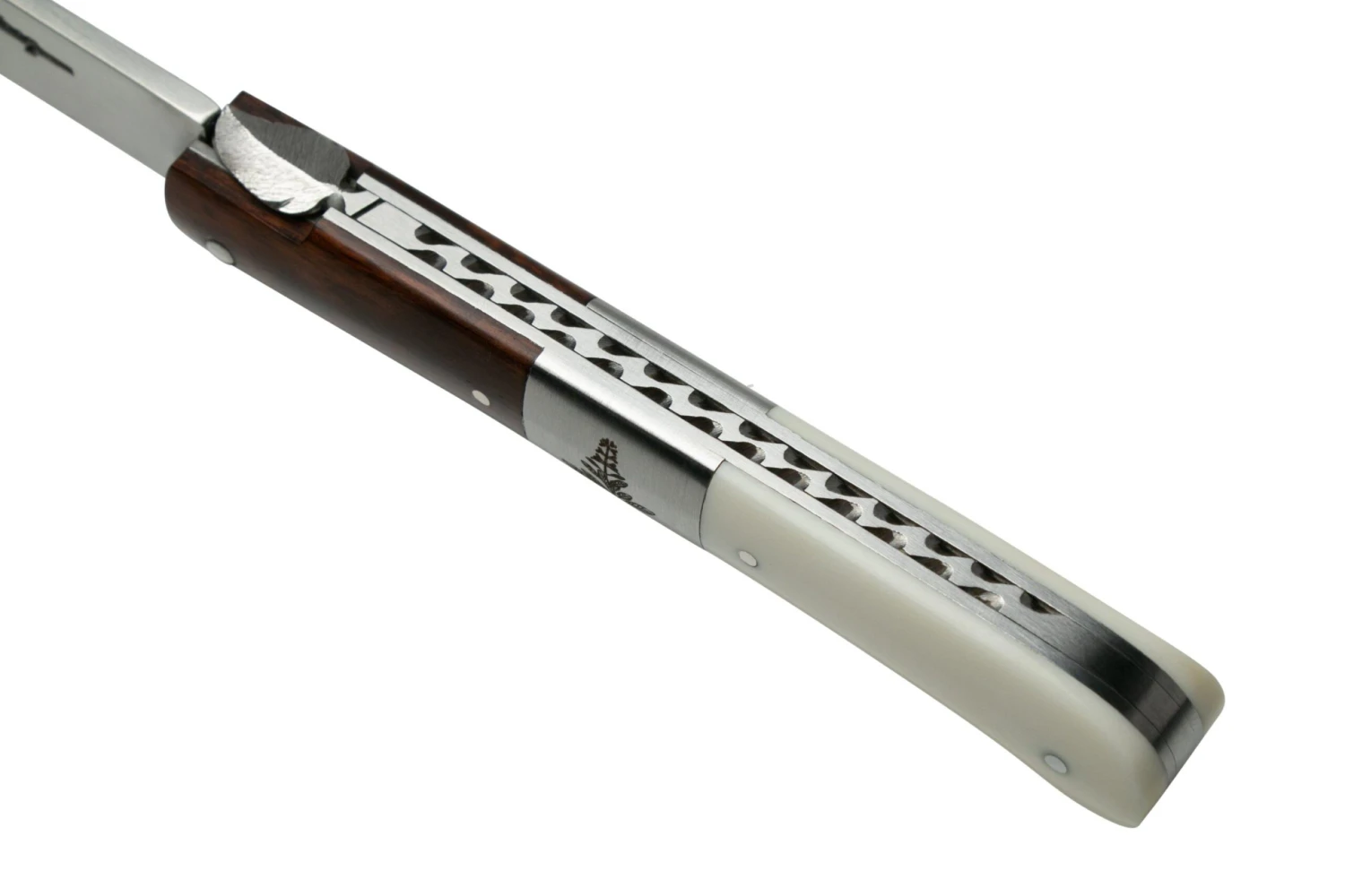 Laguiole En Aubrac Sauveterre A511MAOI Amourette, Bone, Navaja 9 Laguiole En Aubrac Sauveterre A511MAOI Amourette, Bone, Navaja - Imagen 7