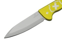 Victorinox Hunter Pro Alox Limited Edition 2023, 0.9415.L23 Electric Yellow, Navaja De Caza -Böker || Spyderco || Buck Ventas VT0 9415 L23 03 victorinox